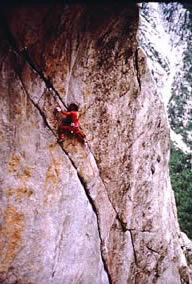 Rock Climbing Fallen Arches 5.13b